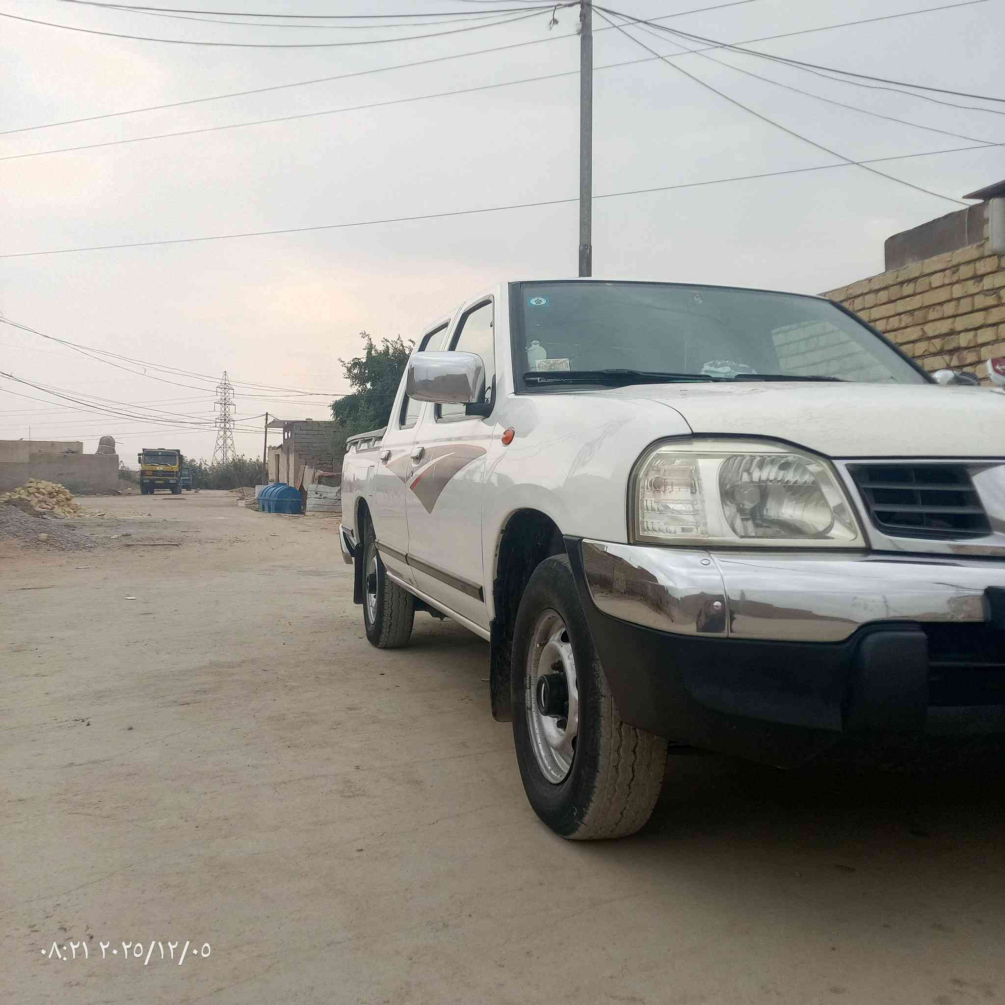 نيسان للبيع 14  كفاله رقم ذيقار نكليزي عنوان ناصريه ***********
