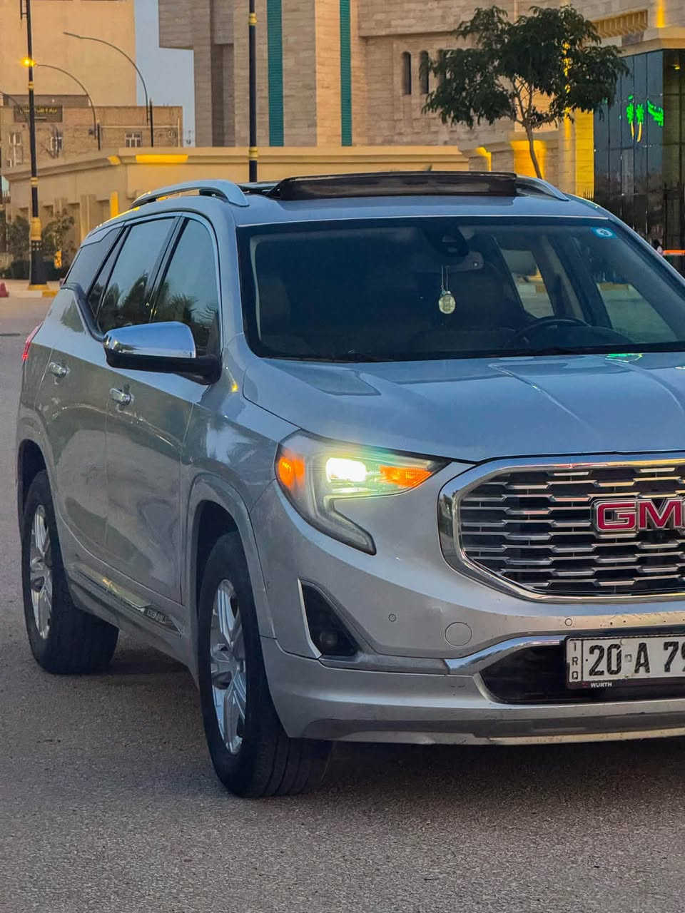 GMC Terrain Denali 2018
#للبيع_والمراوس
محرك ٢٠٠٠ توربو
بدون اريباك 
سقف بانوراما 
بصمة ابواب
جنطة كهرباء
كامرات٣٦٠
حساسات امامي خلفي
شحن لاسلكي
كشنات كهرباء
كشنات تدفئه تبريد
كشنات خلفيه تدفئه
تذكير بالكشنات الخلفيه في حال نسيان شي
كروس مثبت سرعة
مانع تصادم
رادار 
كشن خزن ميموري
بانوراما
شاشة كار بلي
تحكمات ستيرن
لايت دوار
كير ١٠ نمر ويه البك
منافذ كهرباء
رادار 
٤ مودات للقيادة
هاند بريك كهرباء
لايت زينون
حدادية وادامة جديدة
وبعد بيها مواصفات الدينالي معروفة مواصفاتها
حادثها قبق جنطه فقط ونفسه مصبوغ والبنيد للجمالية
السيارة رقم ديالى الجديد بإسمي
السعر - 150 
كربلاء المقدسة 
للاستفسار - ***********
