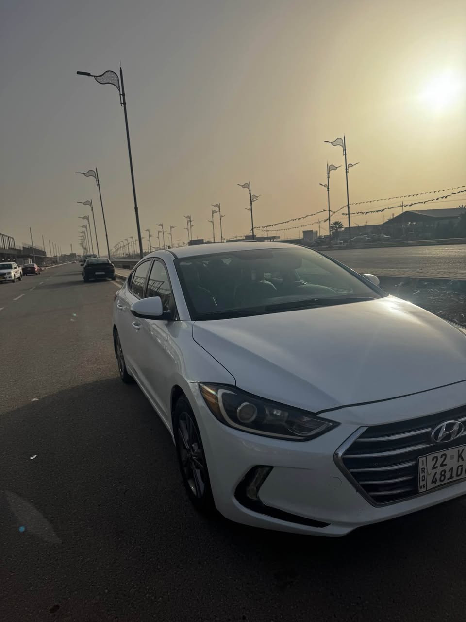 السلام عليكم من رخصة الادمن الانتره 2017 السياره وراد امريكي ورد السياره خشم البنيد او بالعراق قطعتين باب السيايق بارد ابو الخلف السايق حار بدون دواخل السياره كير مكينه بلادي ممفتوح برغي  السياره بيها صبغ عام اثر تكشير السياره مثل ما بصور تريد تحويل تريد وكاله السعر 105 او بيها مجال بصيط اتصل او تدلل*********** الصويرة, واسط
