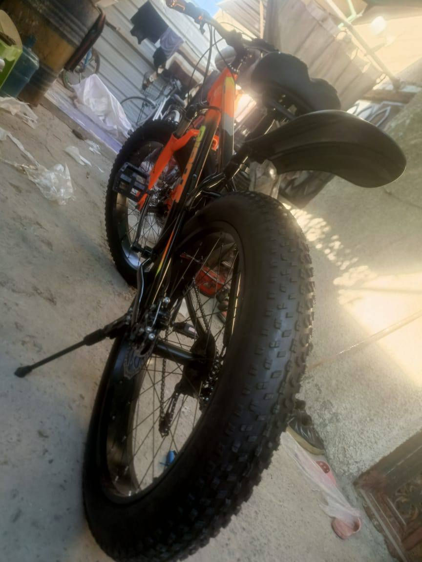 باسكل دبابة قياس 28 للبيع
ينرادلها عيار البريكات ولكير مابيها اي اعطال تواجد بغداد البلديات 
سعر 170 وبيها مجال وهذا رقمي‏‪***********‬‏
