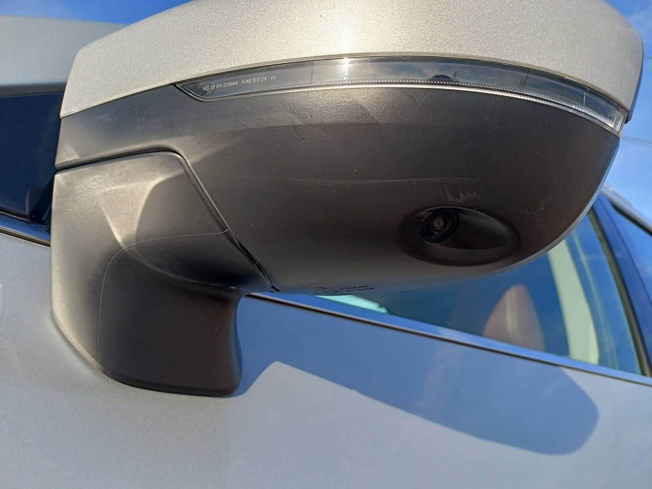 للبيع نيسان باثفندر 24 بلاتينيوم
مواصفات البلاتينيوم معروفة 

السيارة بدون صبغ بدون تبديل بدون تعديل 

حادثها فقط لايت اليمين مبدل بلادي ودعامية 

ماشية حاليا 12 الف مايل 

داخلها مشمشي 

رقم اربيل باسمي تسجيل جديد 

ارباك طاك ومصلح شرط الفحص

صور الحادث بالمنشور 

#السعر 335 ورقة 

العنوان كركوك شارع المعارض 

رقم موبايل ***********
