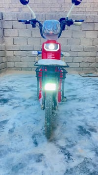 يوجد ماطور شحن حجم 20 موصفاتو فول✅ كلشي ماعايزوو سرعه 99+ بطارياته 4 م...