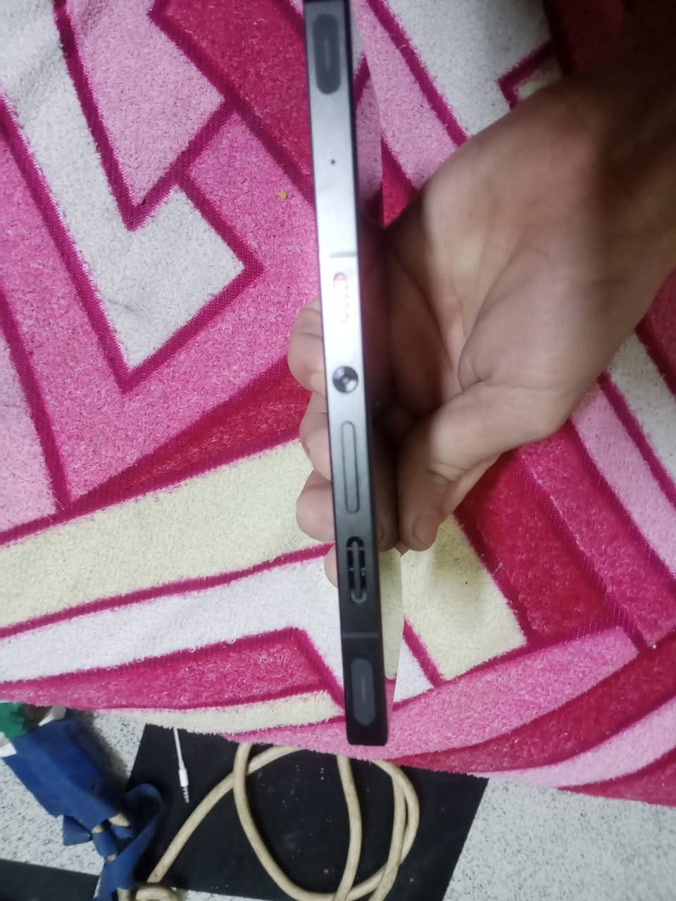 سلام عليكم ورحمه الله ريد ماجك 10 برو S للبيع فقط رام 16 ذاكره 512 جهاز غني عن تعريف  جهاز فول للالعاب كل غراضه كامله السعر 800 عنواني بغداد سلمان باك  الي حب يتفسر اكثر يراسلني او يتصل على الرقم ***********
