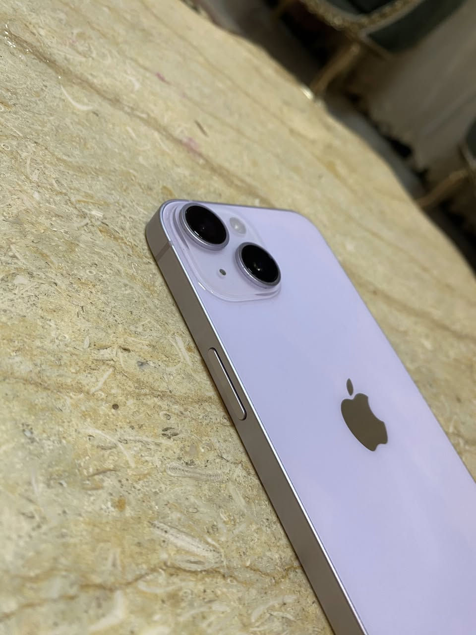 14 عادي
الجهاز نضافه 💯/ 💯

الجهاز  ما مفتوح البطاريه 84 بلادي فول بلشحن

الذاكره 128

السعر 530 الف ومجاله جدا بسيط 

العنوان بغداد العطيفية / الشالجية
 
***********
