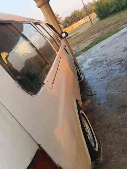 مصفره هيئه غرامات ماعليه ولا الف 

مكينه قبل شهر مجفته جديده حجم ٢٧٠٠

كير اكسن نضيفات باور شغال دينمو باتري جدد 

تخم تاير كهربائيات كله شغاله 

شواصي جدد لا باج ولا شي 

مكاني بغداد السعر ٦٥ وبيه مجال 

***********
