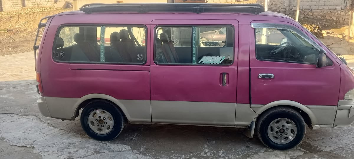 السلام عليكم للبيع كيا بريجو موديل 1996 رقم ديالى انكليزي هزة جديد  حصه كاز  محرك وكير شرط   السيارة بسمي   مصفرة  كامل  شرط تحويل (وكاله ما اسوي) العنوان  موصل ..***********
