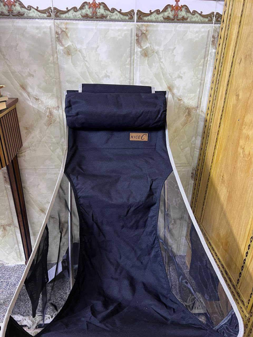 السلام عليكم
متوفر زوج كراسي سفري
ينطبكن يصيرن جنطة صغيره 
قطع مرتبة وجدد
سعر التك ٢٥،٠٠٠ 
توصيل موجود
***********
