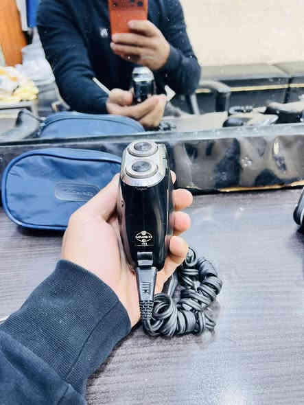 مكينه جلايه 
اصلي مال باله 
كوت مشروع 
سجاد الحلاق 
***********
