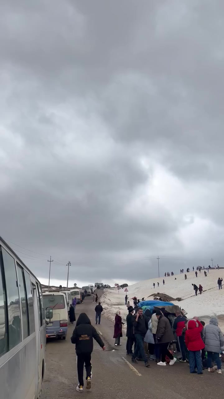 صباح الثلجية في السليمانية
اليوم الأثنين  ٩-٢ 
اني ابو سيارة خاصة من داخل سليمانية
تأجرني نروح الثلوج ومصيف🚗🚕🚐 
رقمي ***********
