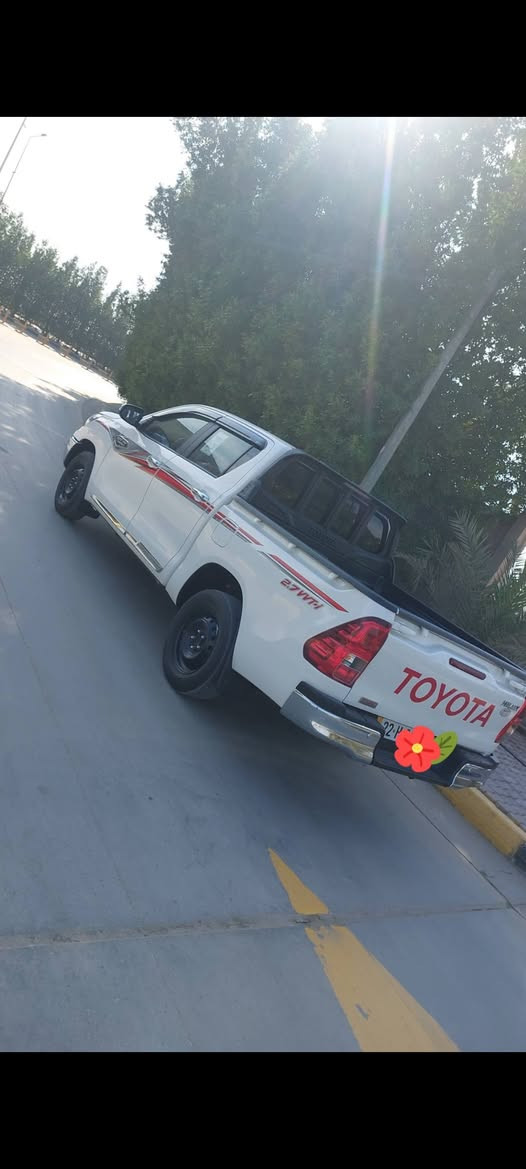 سلام عليكم لبيع هايلوكس 24ساز ام الضمان رقم اربيل ماشيه22الف مدوشمه ومفروشه كاعيه السعر 247وبيه مجال بصيط ***********
