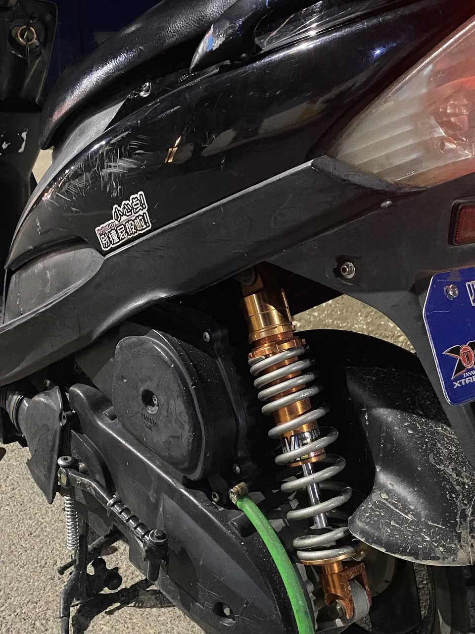 ماكس عدلة للبيع
بوشة 55 
دبلات رياضي 
صالنصة FM 
كهربائيات كلها شغال اشاير
شلعة معدل الدراجة خير من الله مال جناي
السعر خاص او واتساب (***********)
