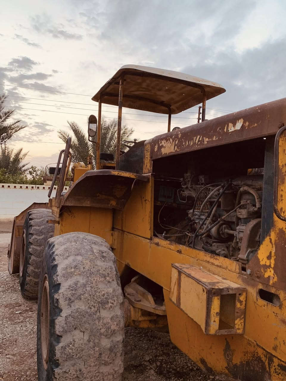 كاوسكي حجم 80 مديل 79 للبيع جاهز للعمل سعر 130$ وبي مجال  المكان :مكيشيفة اللتواصل: ***********
