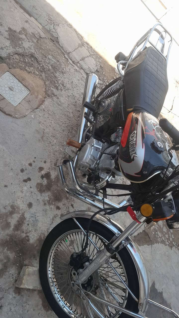 تايكر موديل 22 مكينه ناعمه فول صالنصه mkz بريك امامي دسك دراجه خير من الله ترايهه للبصره .
الدراجه كامله من كلشي شغل واطلع  العنوان ديالى بعقوبه الصناعه الاولى  .

للأستفسار ***********
