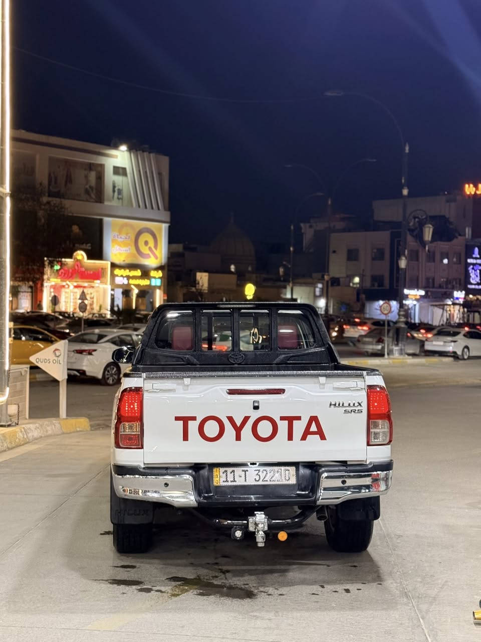 سلام عليكم
تـيوتـا هايـلوكس 2016 خليجي للبيع

السياره دبل4*4

السياره مواصفات الهايلوكس لمعروفه تبريد شاشه 

تحكمات ستيرن 

تخم تاير جديد 

شاشه لمس كامره خلفيه مع حساسات خلفيه

لسياره نضيفها لدرجه

بيها بارد ؏ كد شبر جوه قبق لبانزين 

لسياره ماشيه 88 الف مكفوله كفاله عامه من كير وحداديه وكهربائيات

لسعر لمطلوب 265 وبيها مجال للشراي

للاستفسار اتصال او واتساب ***********
