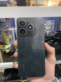 للبيع ‼️ ريلمي c61  ذاكره 128  رام 12  مبدل شاشه فقط!!  سعر75  للتواصل...