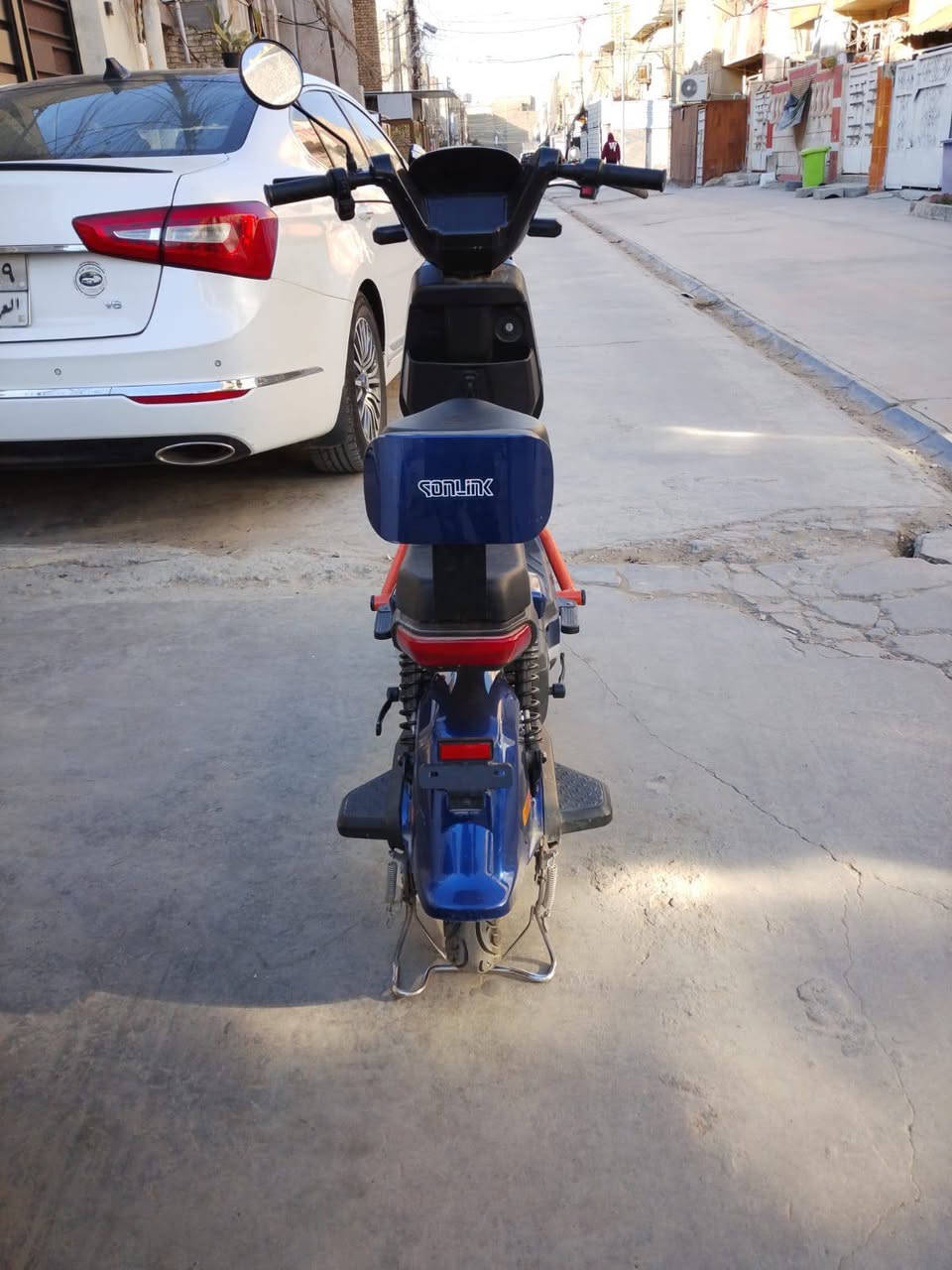 سلام عليكم 
دراجه شحن حجم 14
موديل 2025
دراجه جديده ما بيها اي نقص 
سعر 300 بيها مجال 
مكان بغداد شعب 
***********
