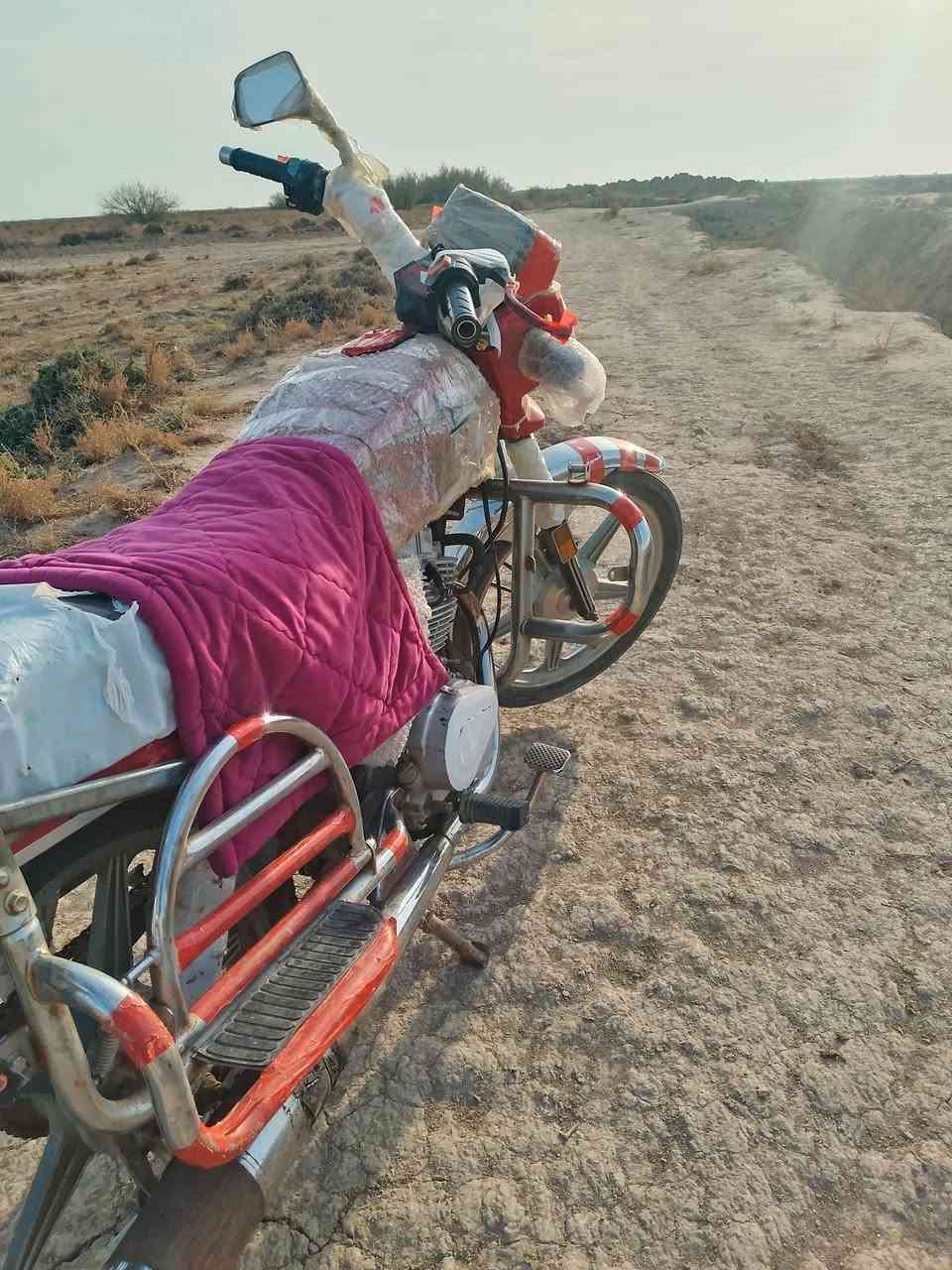 دراجة فيوم للبيع مديل١٩ اوراق اصليه مكان بين دجيلي والحي السعر ٨٠٠ وبيه مجال


**إذا كنت صاحب هذا الإعلان وتريد حذفه لأي سبب، رجاءا أرسل رسالة إلى الدعم الفني**