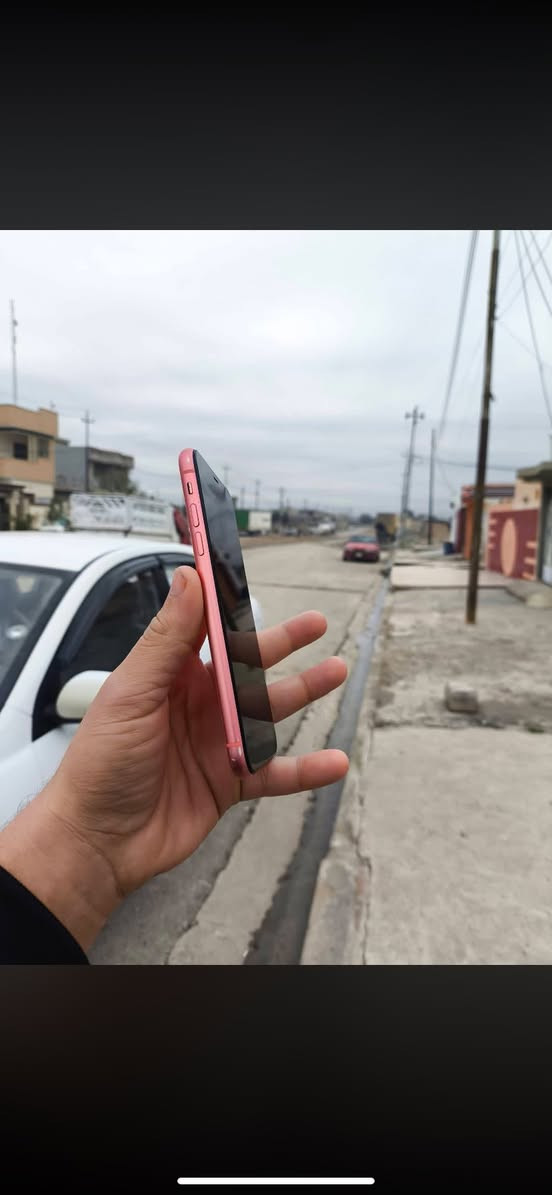 ايفون XR 📱
💰 السعر: 145 ألف

💾 الذاكرة: 64GB

🔋 البطارية: 80% (أصلية غير مستبدلة)

✅ الجهاز شغال 100% بدون أي خلل

فيس آيدي شغال 😊

تك سيم شغال طبيعي

كامرات تصويرها حيل حلو 📸

شاشة مبداله اصليه ثلاث خيار

هزازات شغالة

صوت واضح ونقي 🔊

📌

📍 الموقع: موصل – أيسر

📞 التواصل: خاص أو اتصال مباشر

📱 الرقم:***********
