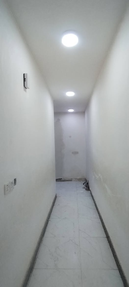 شقه للايجار في حي الفرات شارع المستوصف
تحتوي على ٢غراف ٤ في ٤ونص وا٤ف٣
صاله كبيره ٦ونص في ٤ من ضمنها المطبخ
حمام ٢ في ١ونص
تواليت ٢ في ١
براني ٣متر في ٧
الاستفسار عن هذا ***********
