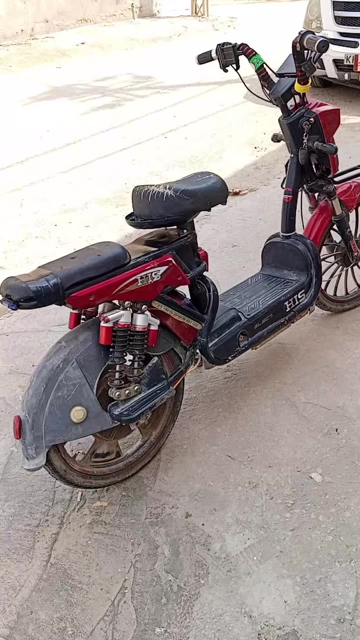 دراجه شحن شغاله مناقصه كلشي وخير من الله بطاريات نظيفات كهربائيات شغاله تجي وتشوف سعر 225الف الشاميه شارع 30قرب اسواق الركن  الذهبي  ***********
