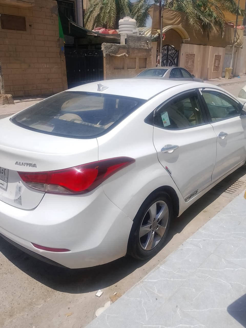للبيع النترا موديل 15 فول مواصفات محرك 1800 مفتوح بيهه صبغ وهذه السونار مالتهه  السعر 90 ورقه العنوان البصره الموفقيه ***********
