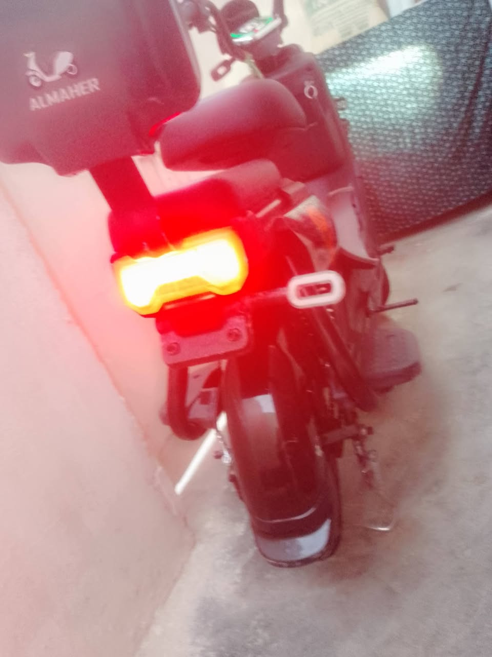 سلام عليكم دراجة شحن للبيع السعر 250 وبيه مجال وبيه اربع بطاريات ومامشيه هواي ومواصفاته حلوه مكاني دورة مهديه الاولى الاستفسار على هذه الرقم *********** واتساب
