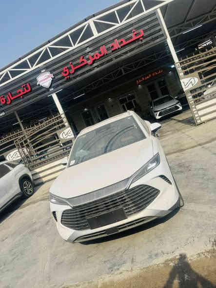 فول مواصفات اعلى فئة داخل عسلي
2كراسي امامية كهرباء وتدفئة وتبريد

***********☎️
بي واي دي
سونج ال.           SONG L.      DM-i, 2025
سلندر: 4 سلندر
محرک: 1.5

سقف بانورامي - صندوق كهربائي  - التحكم على المنحدرات - مستشعر وقوف - تدفئة المقاعد - تبريد المقاعد - بصمة - مسند الذراع - مثبت السرعة - نظام المفتاح الذكي - مقاعد كهربائية - المصابيح الأمامية ليد - قفل مركزي للأبواب - مانع الانزلاق - التشغيل عن بعد - رادار - شاحن لاسلكي - فرامل الوقوف الإلكتروني - وضع القيادة - إضاءة ترحيب - منقي هواء - التحكم الإلكتروني في الثبات - مثبت السرعة التكيفي - نظام التوجيه الكهربائي - خطافات السحب

***
‏Panoramic Roof - Electric Tailgate - Hill Holder - Parking Sensor - Seat Heating - Seat Cooling - Keyless Entry - Armrest - Cruise Control - Smart Key System - Electric Seats - LED Headlights - Central Door Lock - Traction Control - Remote Start - Radar - Wireless Charger - Electronic Parking Brake - Drive Mode - Welcome Lighting - Air Purifier - Electronic Stability Control - Adaptive Cruise Control - Electric Power Steering - ‏Tow Hooks

***********
***********
‭0776 240 1512‬➖
شركة بغداد المركزي  لتجارة السيارات 
📍الفرع الاول بغداد معارض البياع المدخل الرئيسي مقابل محطه وقود السيديه  

📍الفرع الثاني مدخل سيطره بغداد اليوسفيه 75قرب السيطره
