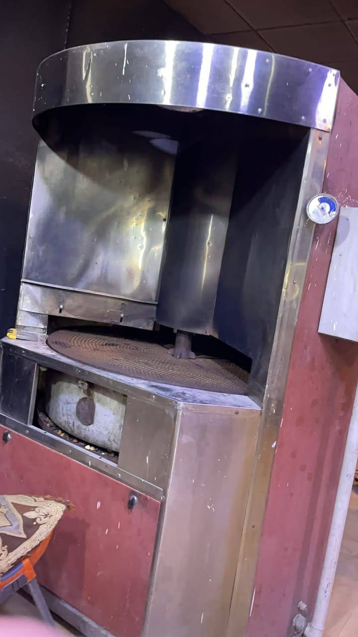 فرن لبيع موقع او غراض [الفيصلية]
رقم صاحب الفرن ***********
