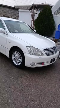 كراون ٢٠٠٦ • ٨٠٠٠٠ كم • ملاك واحد