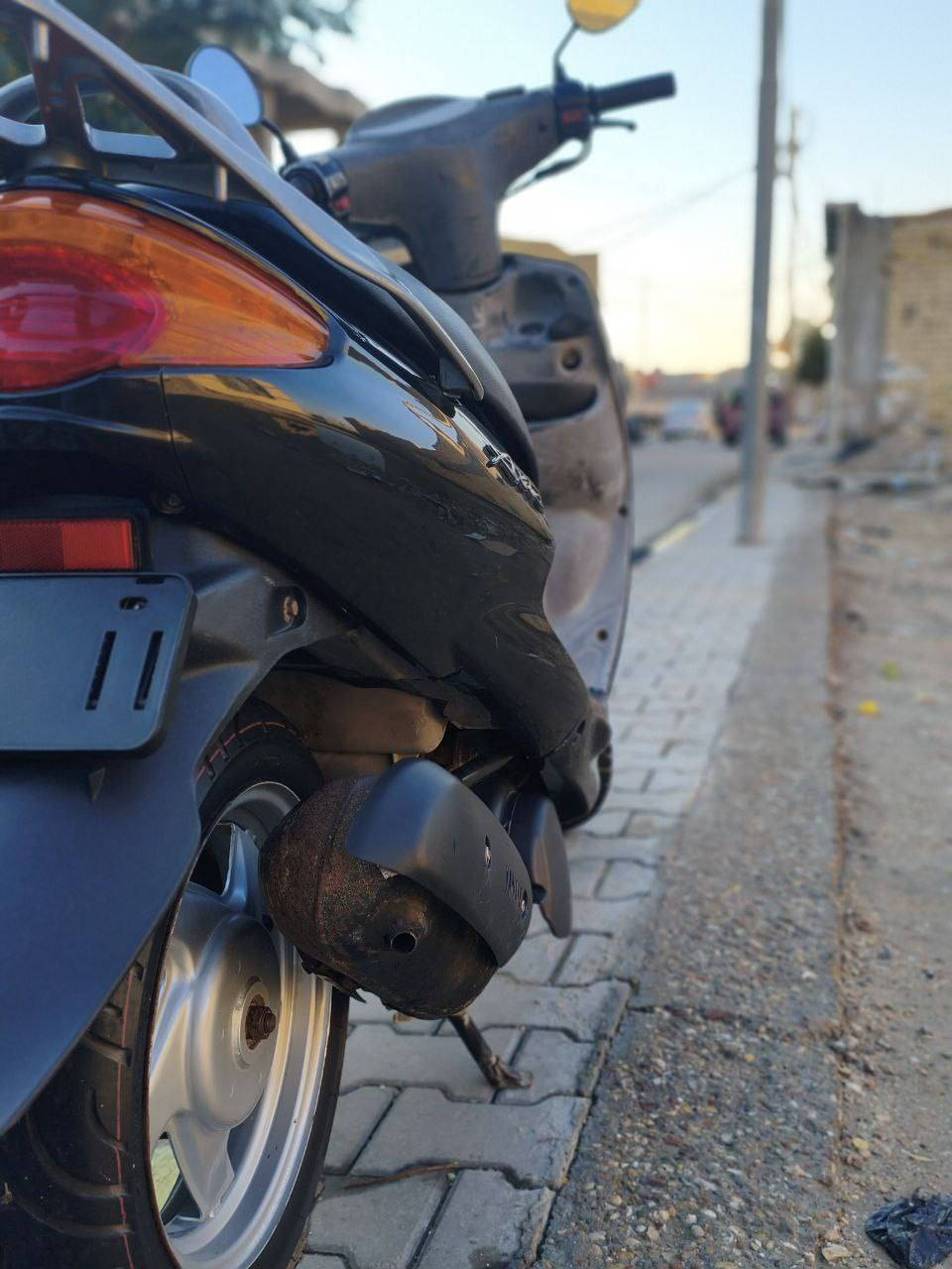 سلام عليكم
دولفين كامل مكمله كهربيات لايت بك لايت اشاير هورن 
قفل جنطه كله شغال كفرتها اصليه مابيهه نقص 
السعر راسلني خاص اردلك


**إذا كنت صاحب هذا الإعلان وتريد حذفه لأي سبب، رجاءا أرسل رسالة إلى الدعم الفني**