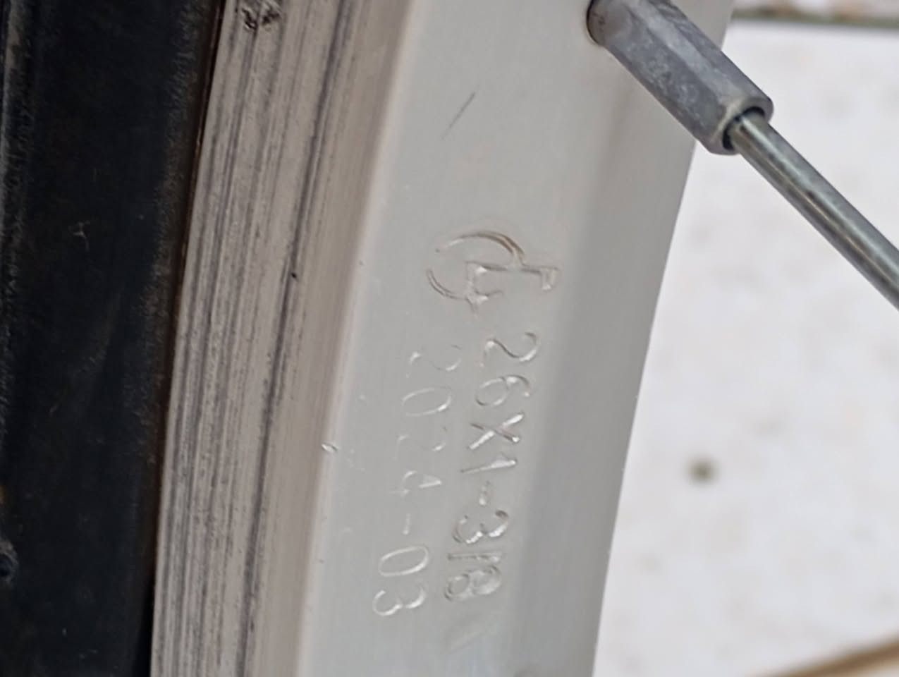 بايسكل سياحي حجم 26 موشم ب 90 الف للستفسار *********** او خاص
