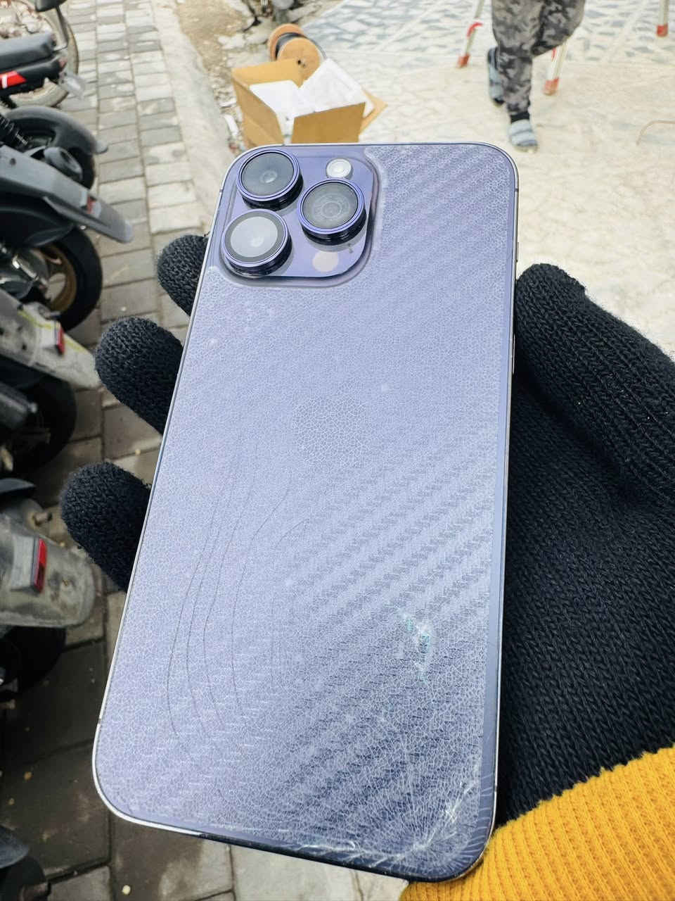 ايفون 14برو ماكس ذاكرة256 بطارية 85 ويا كفر ولزكة مراوس فقط بآيفون 14برو او 13برو ماكس حسب النضافة مكاني بغداد مدينة الصدر الجهاز مبدل شاشة اصلية على فحص وظهر مضروب خفيفي مثل ما موضح بل صورة ***********
