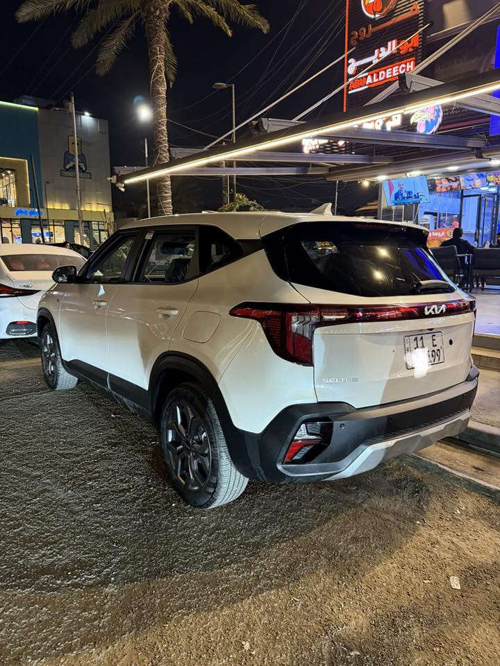 السلام عليكم سليتوس 24 وارد امريكي 
ماشيه 2000 رقم بغداد 
 بعدها ع وضع الشركه بدون أرباك تبديل جنطه نفس اللون وجاملغ خلفي صبغ  صور الحادث بالمنشور محرك 2000
دخول جديد 
المكان بغداد 
السعر 169  
***********
