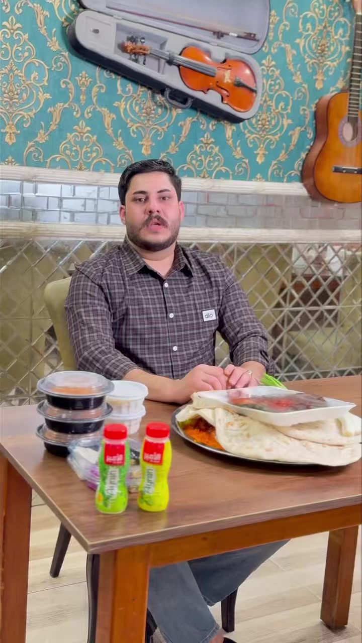 مطعم كباب جلال
رمضان كريم عليكم احبتي 

الحجوزات من الساعه ١٢ ظهرآ 

مطعم كباب جلال 

بأدارة علي صلاح جلال (ابو محمد ) 
***********
***********
***********
***********
 ***********
خدمة توصيل مجانآ
