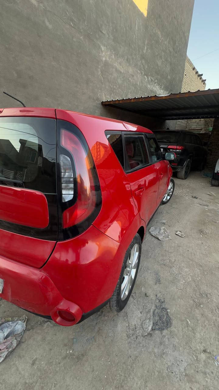 السلام عليكم كيا صول للبيع موديل ١٦ مكينة ٢٠٠٠ حادثة بنيد مصبوغ وجاملغ الأيمن الأمامي مبدل والباقي مكفول من التبديل ماشية 71 السعر ١١٠ العنوان بابل الحمزة الغربي للاستفسار الاتصال بالرقم ***********
