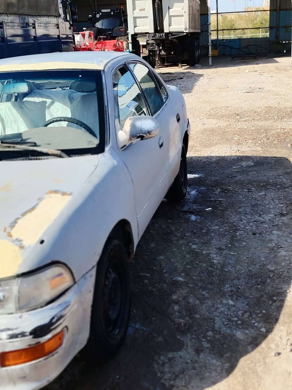 السلام عليكم ورحمة الله وبركاته كورلا موديل 94رقم واسط بسمي سنويه صاقطه بل19مكينه 1800جديده كير جديد  دنفش خمس نمر  سياره مكفوله من الضربه القويه والعيب شرعي جاهزه تخم تاير فقط نقصه بس صبغ عام سعر 35وبيه مجال مكاني ناصريه قضاء قلعه سكر رقم الهاتف ***********
