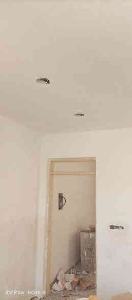 خلفة بياض جص وبورك
شغل مساطر 
سكلة موجودة 
شغل قطعي وع المتر درجة اولى 
اشتغل بغداد فقط 
للأستفسار الاتصال (***********) أبو سلام
