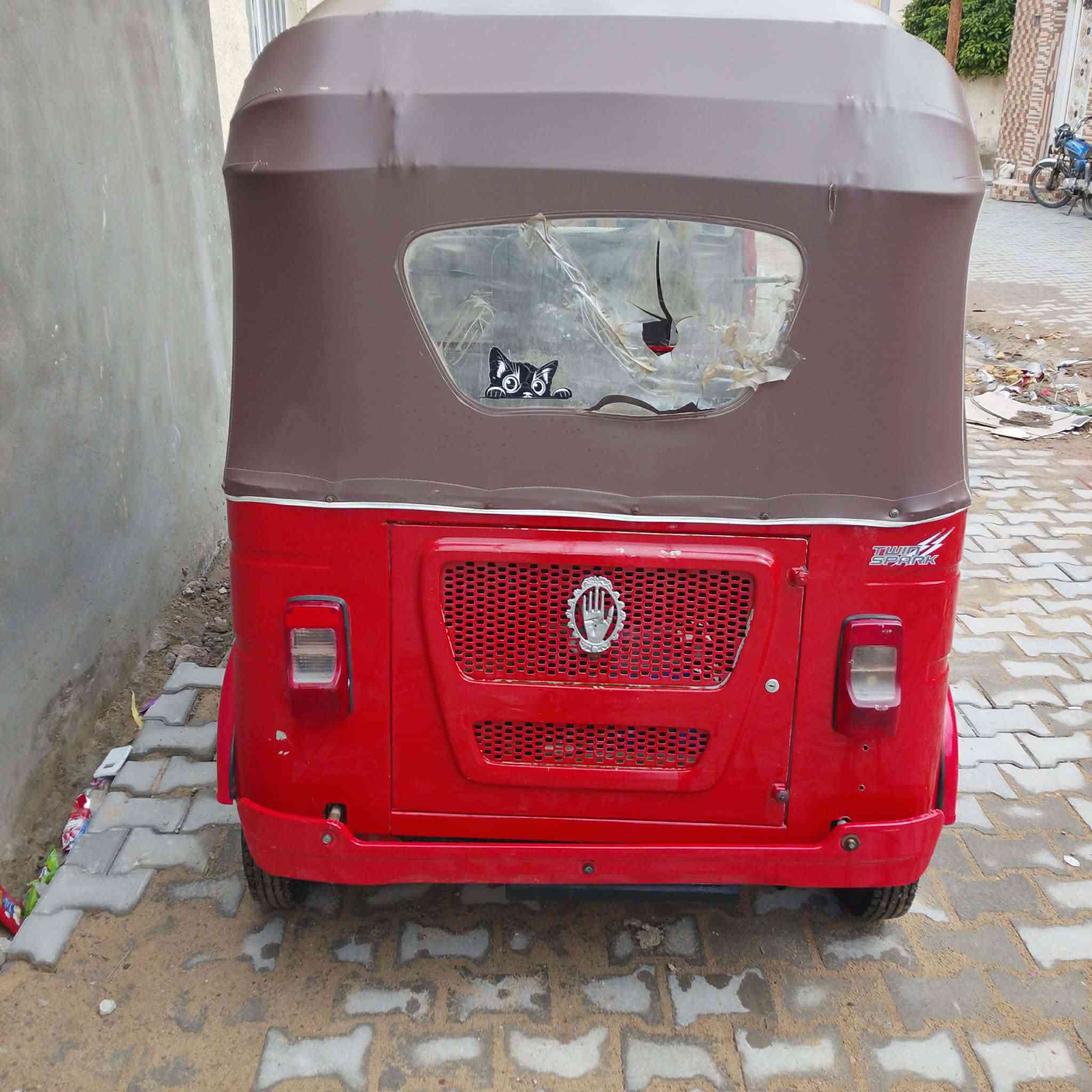 سلام عليكم 
تكتك 22 شهر 8كفاله عامه لاضربه ولا صبغ خياساتها مامعمرات رقم ذيقار مكانها واسط قضاء الحي الشراي يتصل ماجاوب عل خاص ***********
