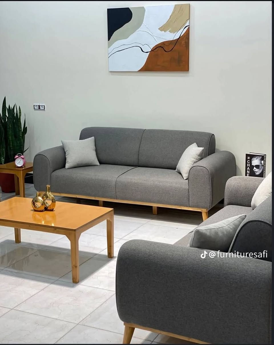 السلام عليكم يتوفر لدينا دواويبن حسب المساحه والقياس وحسب الموديل  اي موديل يعجبكم وشغل بي ضمان ومتوفر  لدينا  اقمشه بكل انواعها كتان وتر بروف  الصناعه الايطاليه للقماش  والي عنده تخم او ديوان استبدال دوشمه او تصليح بأنواعها  احنه حاضرين للاستفسار واتساب  والخاص العنوان  الاعضميه شارع قاسم  الفرع المقابل مطعم ابو قحطان  وتوجد خدمه توصيل  ***********
