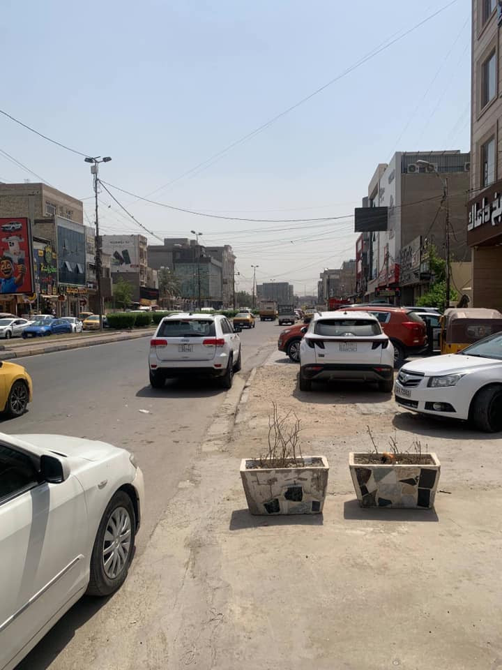 السلام عليكم بيت (للايجار (تجاري)مساحه 200متر يحتوي على غرف نوم عدد 6وغرف عدد 2مخزن في حي القاهر على الشارع الرئيسي لجسر البنوك من جه القاهره للاستفسار والاتصال على الرقم ***********علما غير متوفر على الفيس رجاء
