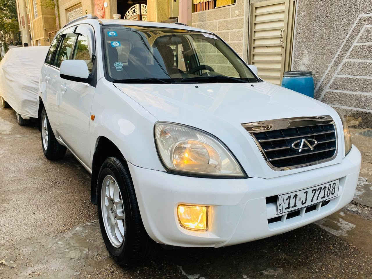 السلام عليكم تيكو موديل 2011 كير ميكانيكي المرغوب ومكينه 2000 بدون صبغ وبدون حادث فقط بارد مكانين شاشه اندرويد سياره جاهزه وجديده صدر امامي خلفي جديد تخم تاير جديد حته لسبير جديد هزه وسنويه ورقم جديد ومميز تبريد ثلج وتدفئه شغاله وسياره بلاديه مبيها اي نقص رايدها ب٦٥ وبيها مجال للشراي مكاني بغداد الحريه *********** بغداد, العراق
