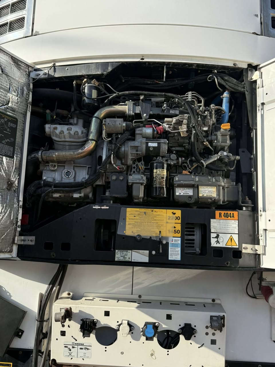 � للبيع – براد كرونه 

▪️ الموديل: 2015
▪️ النوع: منفيس
▪️ الجهاز: 400 بصمة
▪️ السمك: 7
▪️ الارتفاع: ستندر

💰 السعر: 220
📍 المكان: البصرة
📞 رقم الاتصال: ***********
