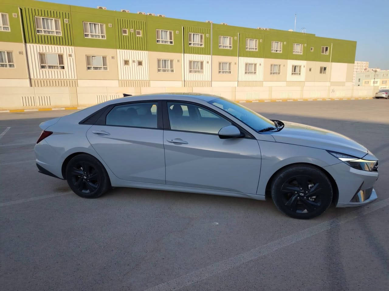 سلام عليكم 
النتره2023
فول موصفات1/1
كار بلي
رادارامامي
رادار جانبي
رادار خلفي
تحديد مسار
قياده ذاتيه
تنبيه عند الخروج من المسار 
ويل كب17
لد نهاري
تحكم ستيرن
كير اوتو+عادي
مكينة2000دوش
3وضعيات قياده
بصمه 
اشاره ترحيب
تشغل عن بعد 
اضاءه بل دشبول
مثبت سرعه
نقطة عمياء
3انظمه قياده 
وبعد هوايه مواصفات
السيارة بسمي تحويل ثاني يوم
مكاني بغداد جديدة
السعر 160$بيهاه مجال بسيط
رقمي***********
