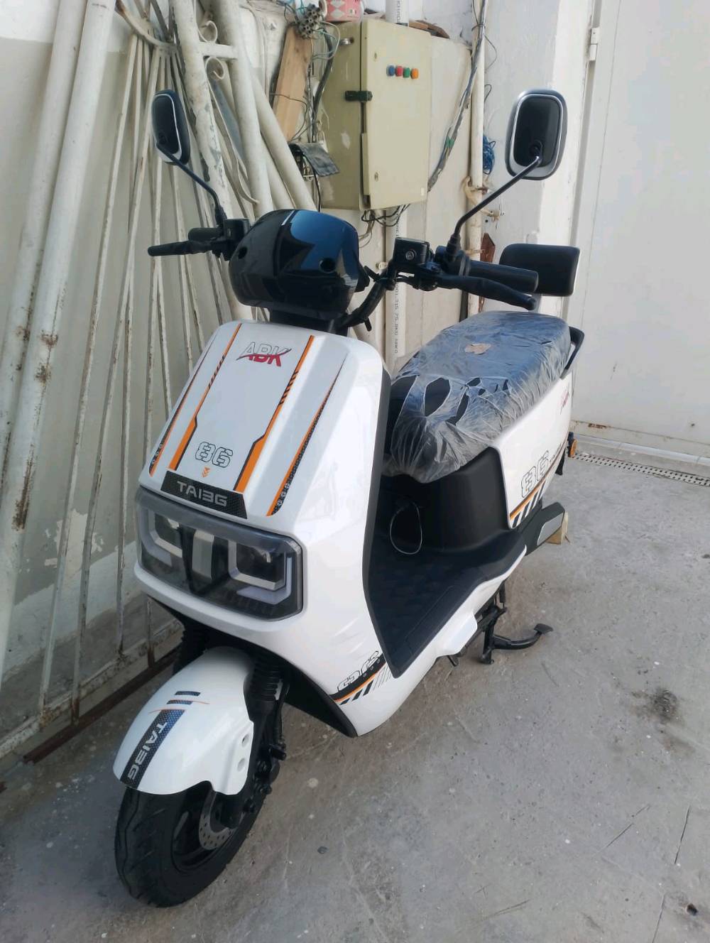 دراجه شحن نوع فرخ ملكة موديل ٢٥ مشترها قبل شهرين نضيفه جديده كلش بلشحنه الواحده اتمشيك ٤٠.كيلوو سعره ٧٧٥