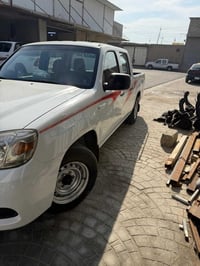 للبيع بيكام مازدة  كير ومحرك ما مفتوح  موديل 2013 بيها قطعه صبغ جاملوغ...