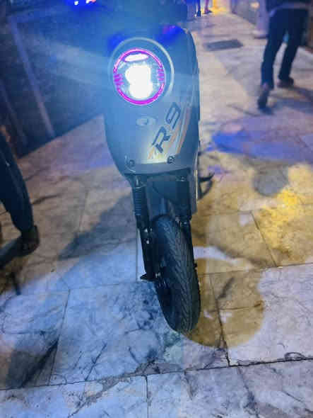 سلام عليكم أر تسعة ريان 
دراجة فول مواصفات عنبار بريك ودسك موديل 2026 لايت عالي ناصي دبل إشارة سرعة 99 وهمي حقيقي 70 وبطاريات عدد خمسة ستة وعشرين أمبير لاستفسار اكثر لاتصال على الرقم ***********
