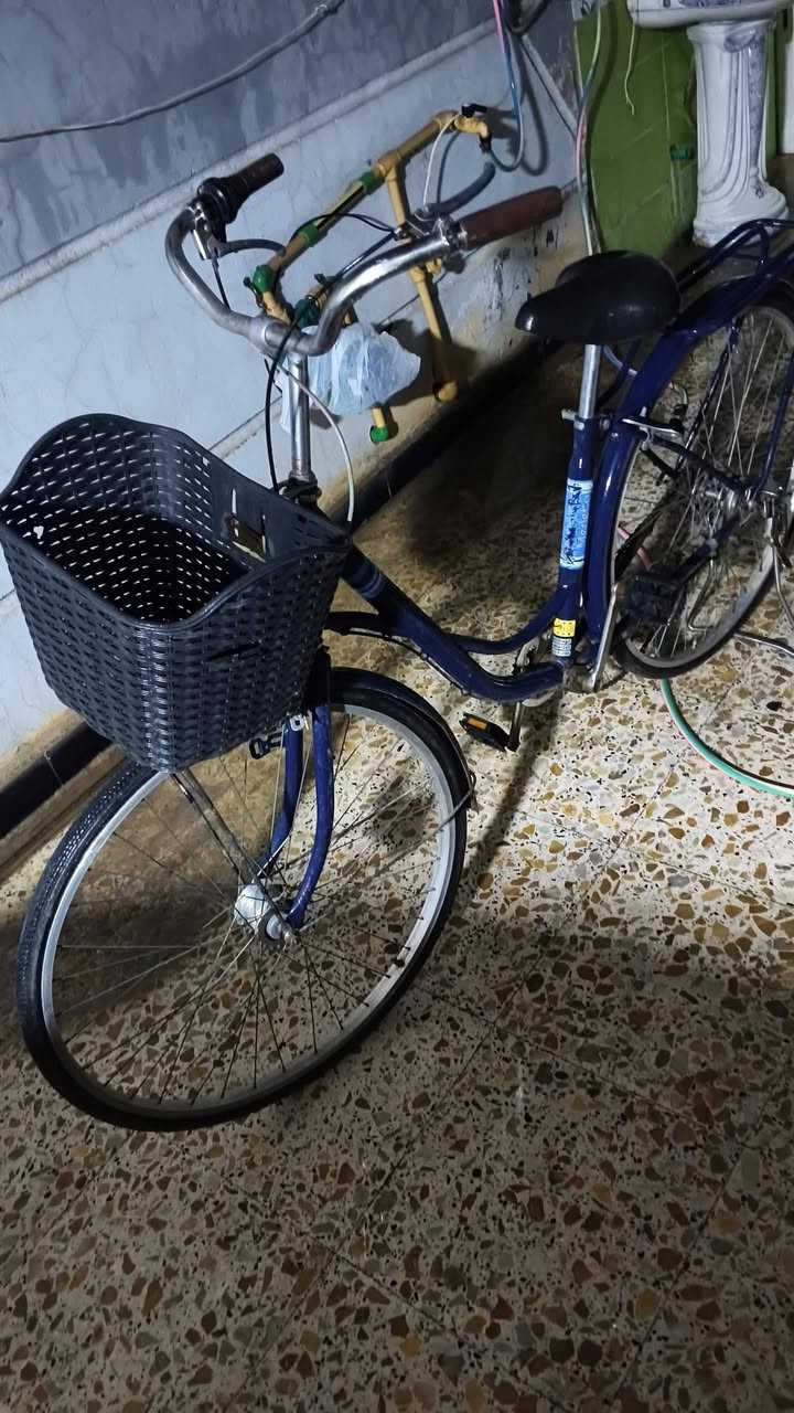 للبيع الاتصال عل رقم *********** بي وتساب الثلاجه 75 والباسكل ياباني حجم 27 بسعر 75
