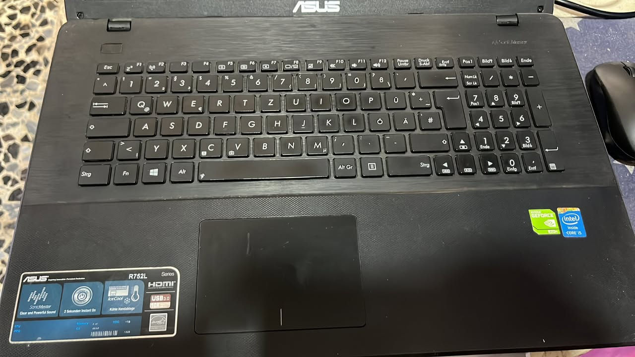 سلام عليكم عندي هذني اللابتوبات 
الاسود اسوس ابيعه فحم ماعرف شبي ميشتغل 
مواصفاته
i5 4200u
4gb ram
Gpu nvidia 820m 2gb
تنبيه ⚠️ 
اللابتوب مابي هارد تخزين

الثاني الابيض ديل نوع inspiron 1525
مواصفاته
Cpu pentium dual core
1gb ram
HDD 120gb
الجهاز شغال لكن الشاشه مكسوره يشتغل على شاشة خارجية

ثنينهن رايدهن ب٨٠ الف

مكاني بغداد شارع فلسطين ماعندي توصيل
***********
