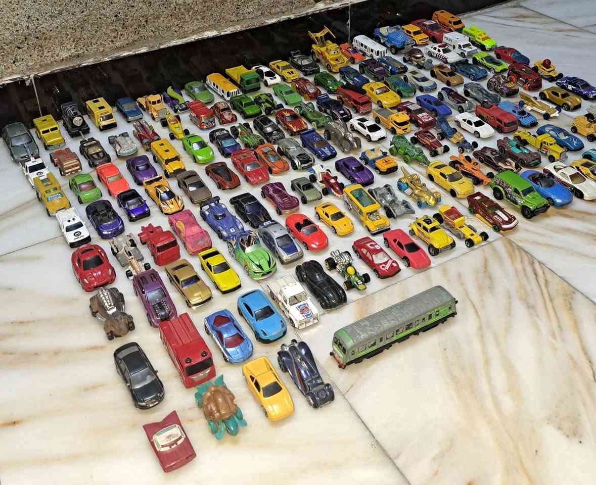 شلعة سيارات عدد(١٤٥) سيارة
فقط ب٦٥ مع التوصيل 
للحجز ***********
