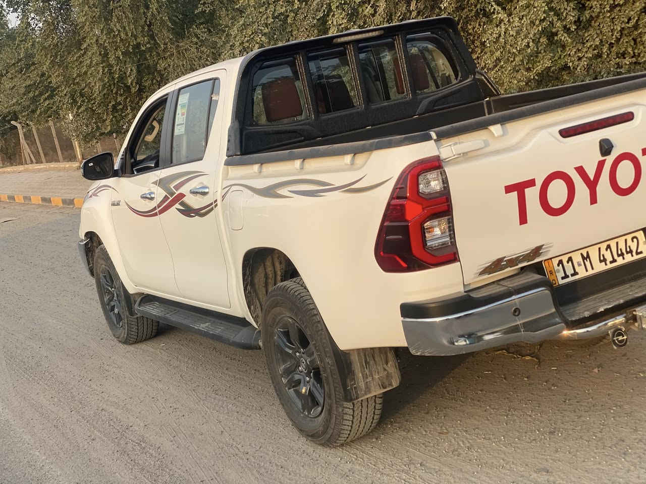 السلام عليكم ورحمة بيكم هايلوكس موديل 2025 كفاله عامه رقم بغدادماشي 6600زيرو ممشيه موصفات فول مكان سيارة بغداد المحمودية
واتساب اتصل ***********
***********
***********
